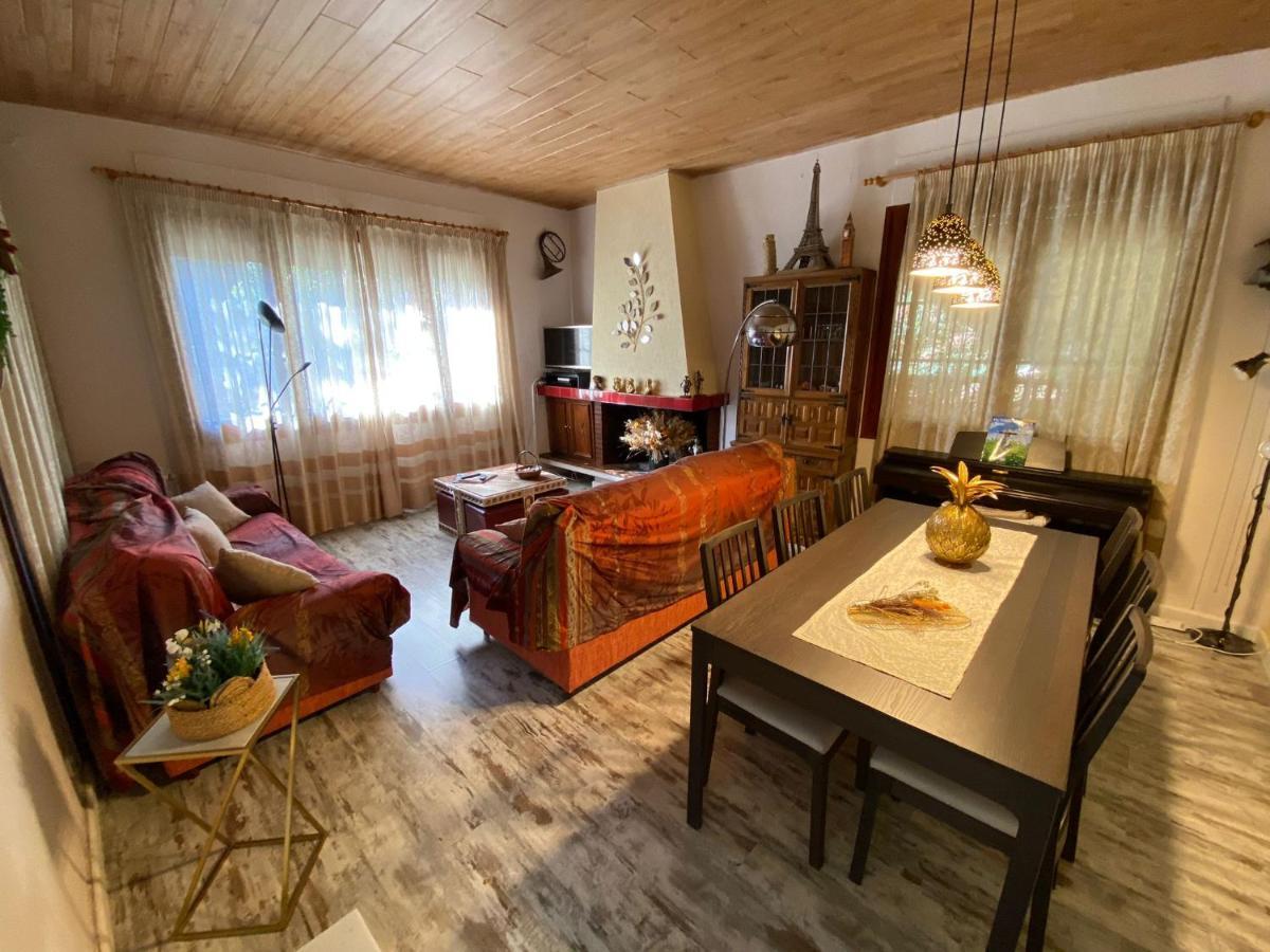 Casa Acogedora Familiar Con Piscina Pallejá Zewnętrze zdjęcie